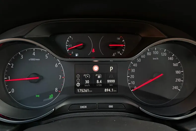 Opel Grandland (X) din 2020 cu 175.245 km - oferta OPE138331 - foto 17