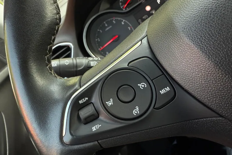 Opel Grandland (X) din 2020 cu 175.245 km - oferta OPE138331 - foto 19