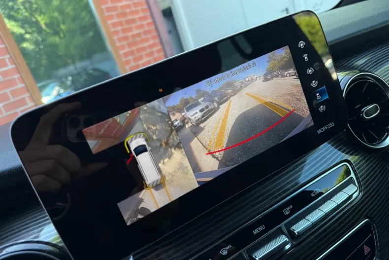 Mercedes-Benz V din 2020 cu 152.230 km - oferta MER138333 - foto 8