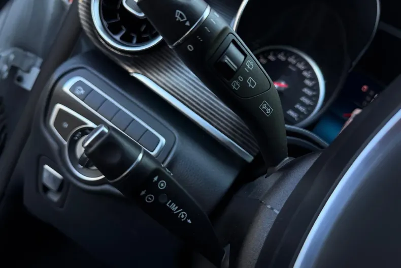 Mercedes-Benz V din 2020 cu 152.230 km - oferta MER138333 - foto 16