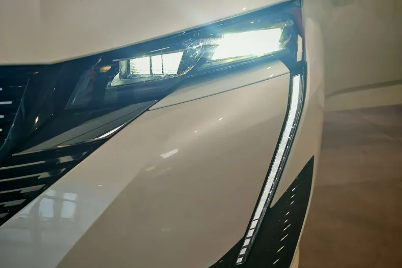 Peugeot 308 din 2022 cu 42.163 km - oferta PEU138338 - foto 7