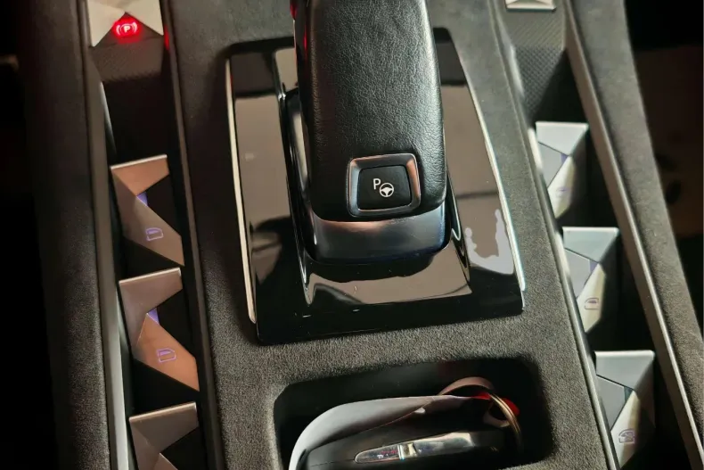 DS Automobiles DS 7 Crossback din 2020 cu 100.656 km - oferta DSA138340 - foto 16