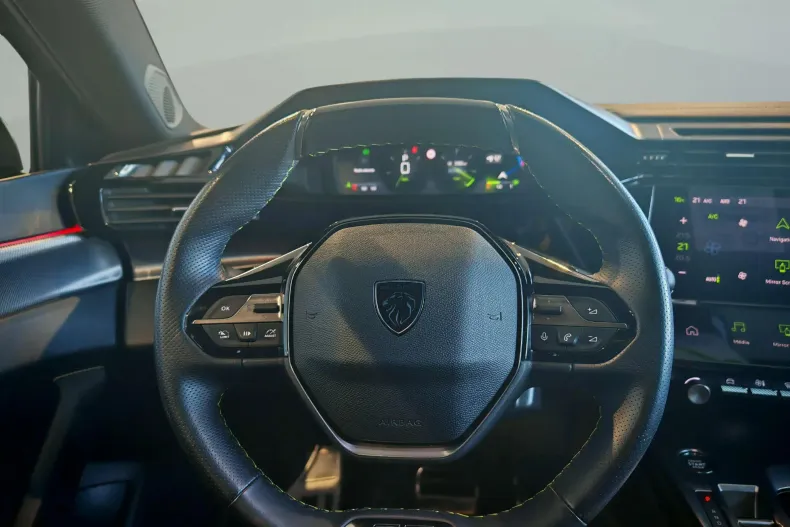 Peugeot 308 din 2022 cu 65.981 km - oferta PEU138341 - foto 13