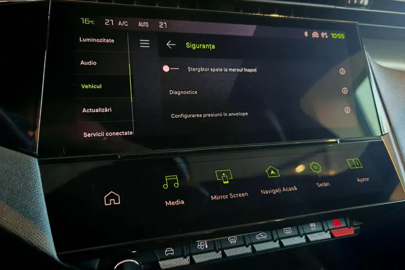 Peugeot 308 din 2022 cu 65.981 km - oferta PEU138341 - foto 24