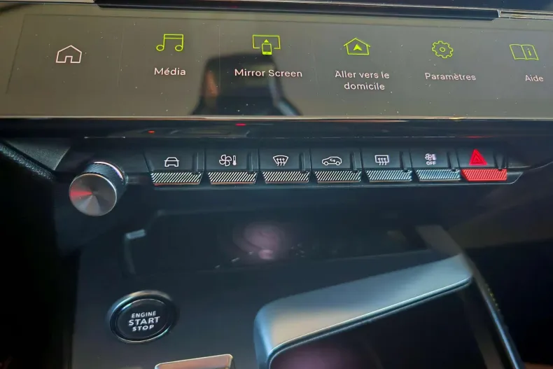 Peugeot 308 din 2022 cu 65.981 km - oferta PEU138341 - foto 38