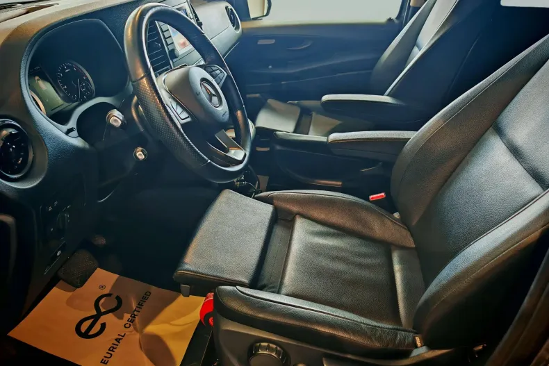 Mercedes-Benz Vito din 2023 cu 64.119 km - oferta MER138343 - foto 9