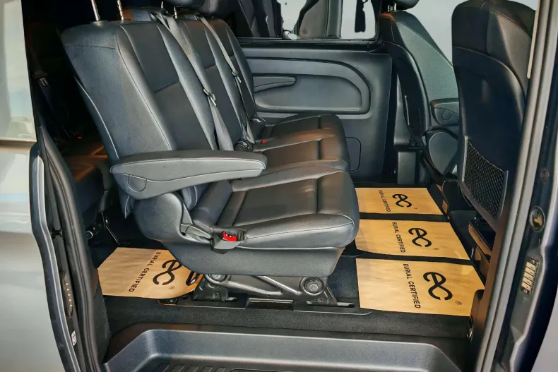 Mercedes-Benz Vito din 2023 cu 64.119 km - oferta MER138343 - foto 16