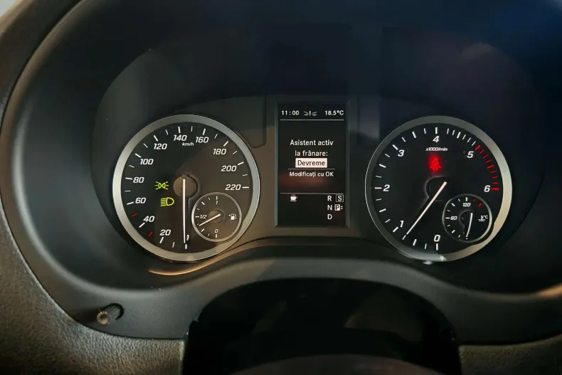 Mercedes-Benz Vito din 2023 cu 64.119 km - oferta MER138343 - foto 23