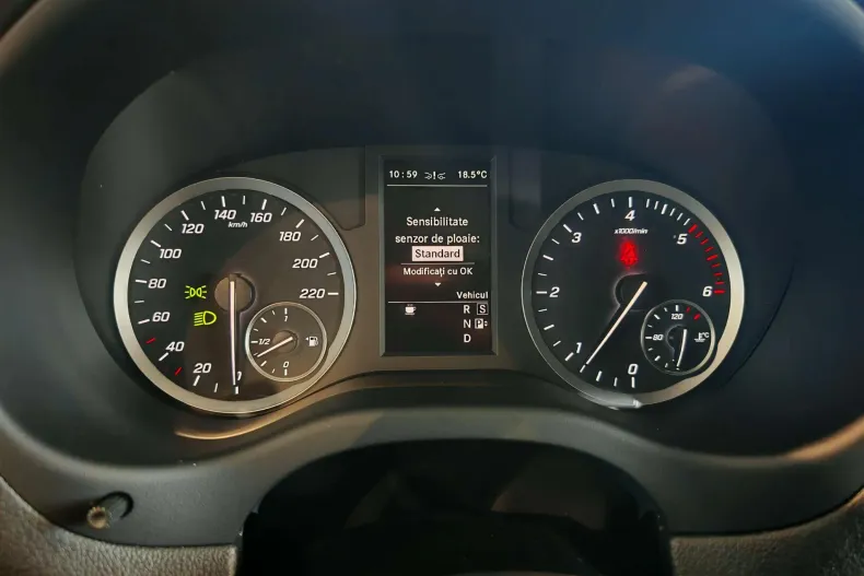 Mercedes-Benz Vito din 2023 cu 64.119 km - oferta MER138343 - foto 32