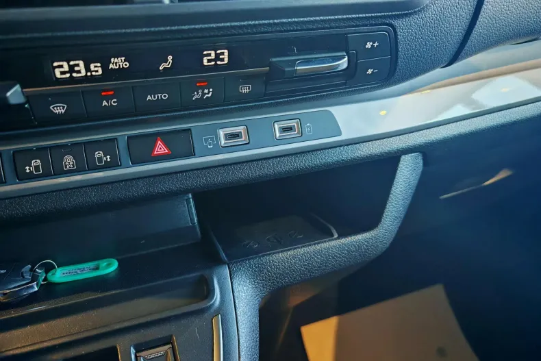 Citroën SpaceTourer din 2025 cu 1.138 km - oferta CIT138344 - foto 34