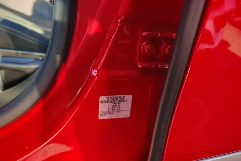 Peugeot 2008 din 2023 cu 22.702 km - oferta PEU138345 - foto 9