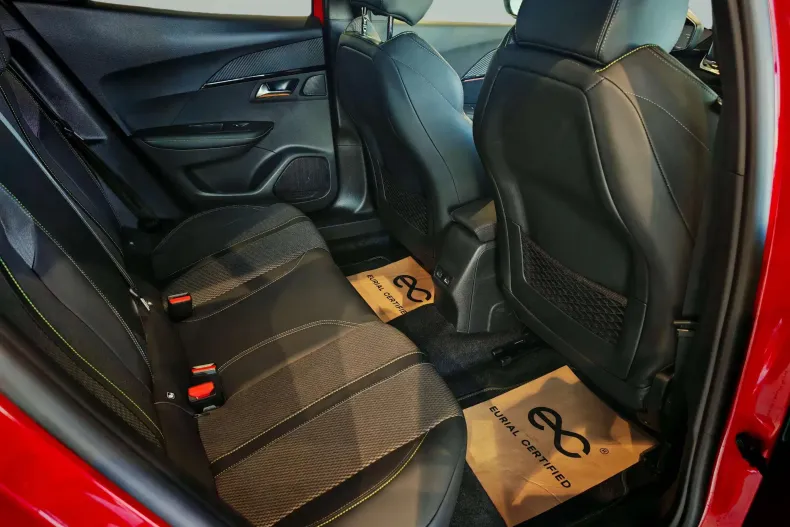 Peugeot 2008 din 2023 cu 22.702 km - oferta PEU138345 - foto 17