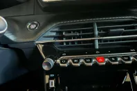 Peugeot 2008 din 2023 cu 22.702 km - oferta PEU138345 - foto 24