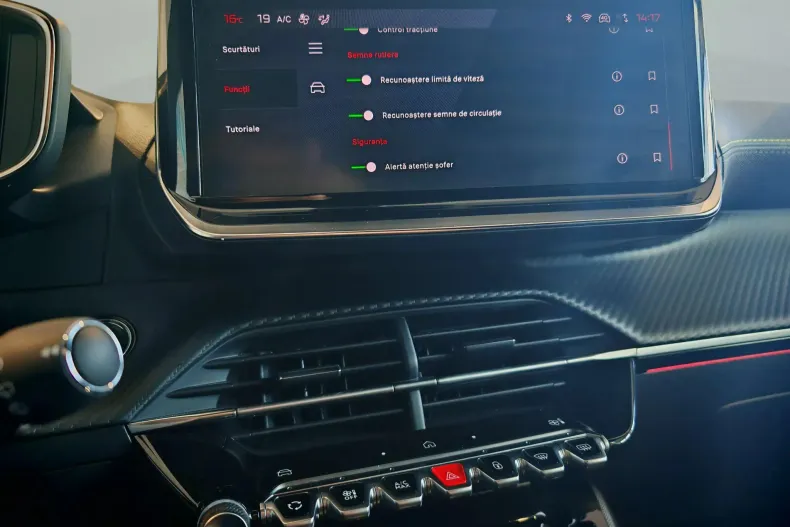 Peugeot 2008 din 2023 cu 22.702 km - oferta PEU138345 - foto 32