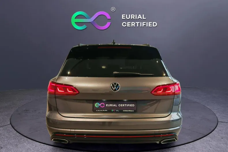 Volkswagen Touareg din 2021 cu 112.204 km - oferta VOL138346 - foto 6