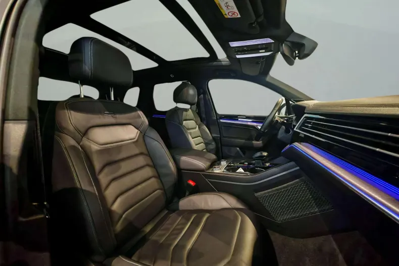 Volkswagen Touareg din 2021 cu 112.204 km - oferta VOL138346 - foto 12