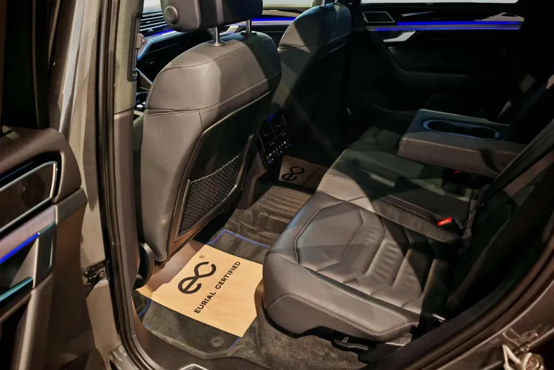 Volkswagen Touareg din 2021 cu 112.204 km - oferta VOL138346 - foto 30