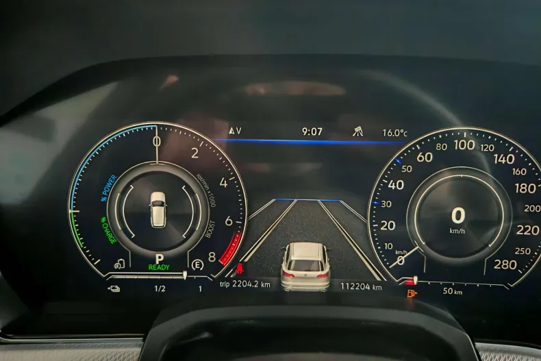 Volkswagen Touareg din 2021 cu 112.204 km - oferta VOL138346 - foto 36