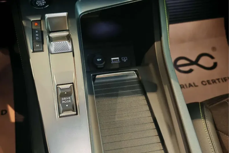 Peugeot 308 din 2023 cu 31.716 km - oferta PEU138347 - foto 13