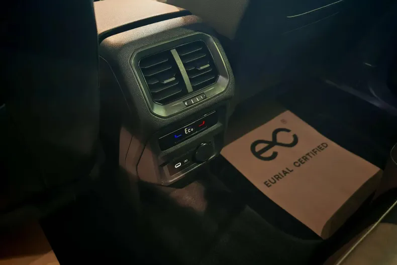 Volkswagen Tiguan din 2022 cu 92.923 km - oferta VOL138348 - foto 19