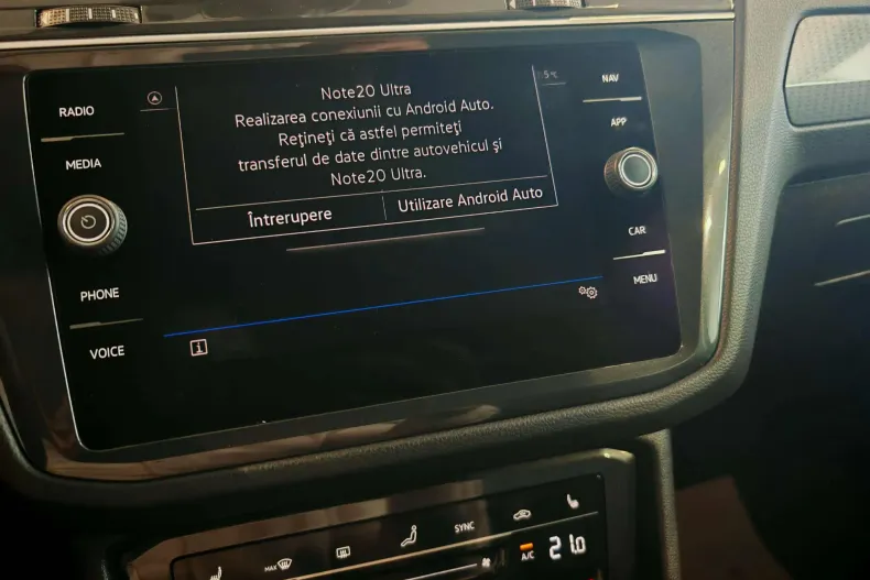 Volkswagen Tiguan din 2022 cu 92.923 km - oferta VOL138348 - foto 31