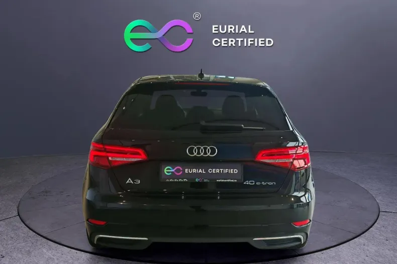 Audi A3 din 2019 cu 82.683 km - oferta AUD138350 - foto 5