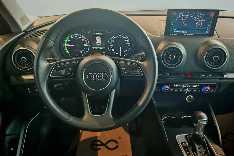 Audi A3 din 2019 cu 82.683 km - oferta AUD138350 - foto 8