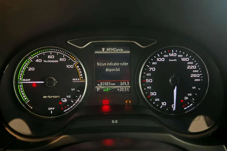 Audi A3 din 2019 cu 82.683 km - oferta AUD138350 - foto 24