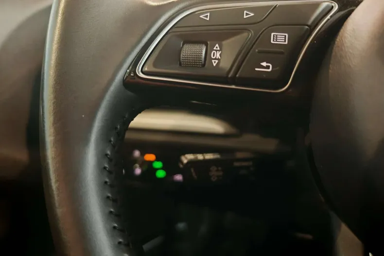 Audi A3 din 2019 cu 82.683 km - oferta AUD138350 - foto 29