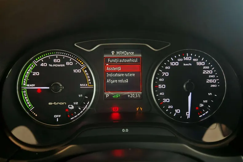 Audi A3 din 2019 cu 82.683 km - oferta AUD138350 - foto 36