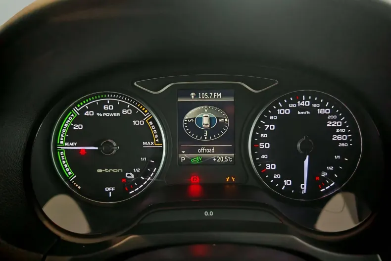 Audi A3 din 2019 cu 82.683 km - oferta AUD138350 - foto 39