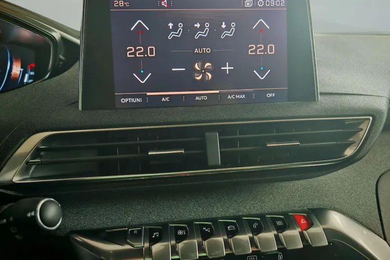 Peugeot 3008 din 2019 cu 94.985 km - oferta PEU138357 - foto 28