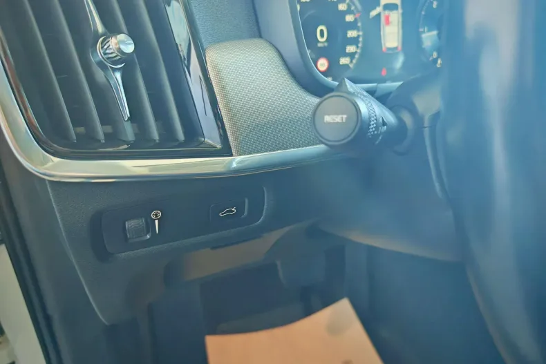 Volvo V90 din 2021 cu 150.889 km - oferta VOL138358 - foto 17