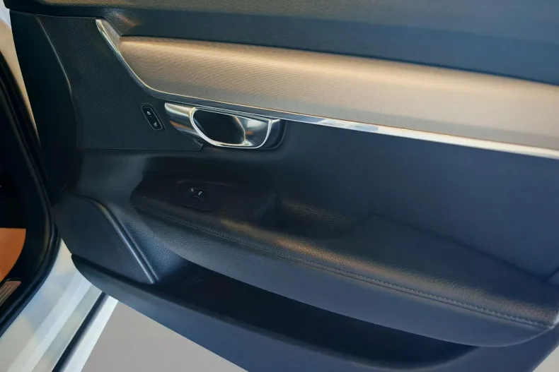 Volvo V90 din 2021 cu 150.889 km - oferta VOL138358 - foto 20