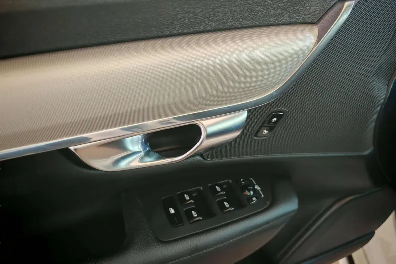 Volvo V90 din 2021 cu 150.889 km - oferta VOL138358 - foto 37