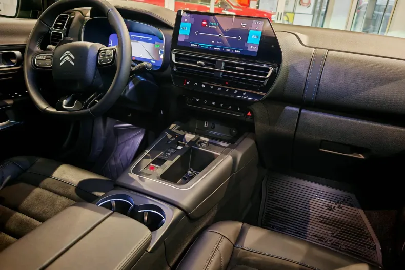 Citroën C5 Aircross din 2023 cu 4.100 km - oferta CIT138368 - foto 14