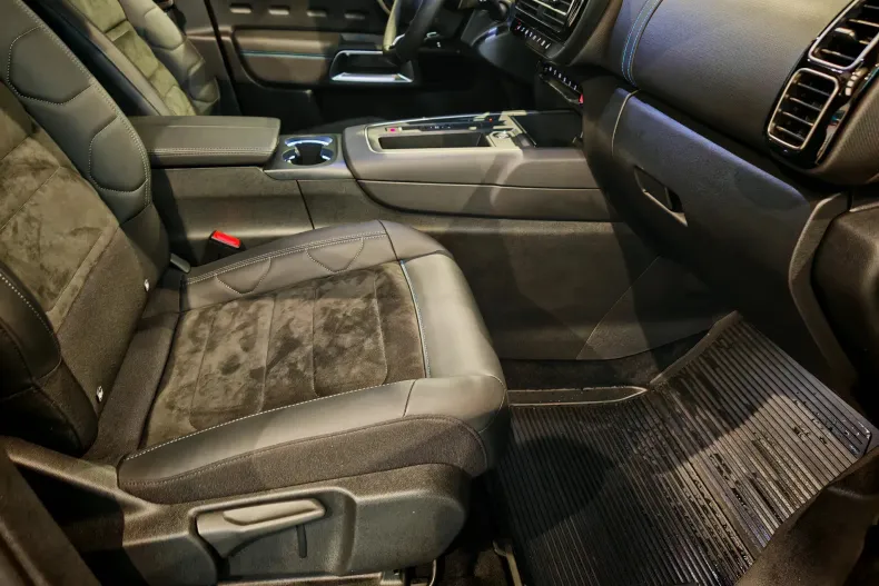 Citroën C5 Aircross din 2023 cu 4.100 km - oferta CIT138368 - foto 15