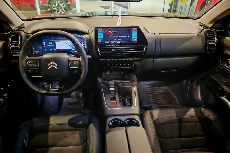 Citroën C5 Aircross din 2023 cu 4.100 km - oferta CIT138368 - foto 17