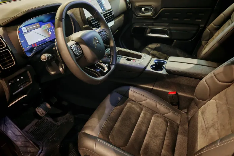 Citroën C5 Aircross din 2023 cu 4.100 km - oferta CIT138368 - foto 20