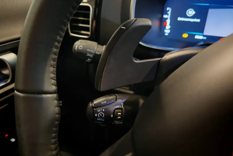 Citroën C5 Aircross din 2023 cu 4.100 km - oferta CIT138368 - foto 35