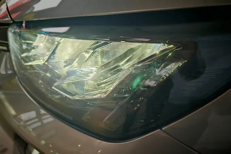 Peugeot 208 din 2024 cu 1.470 km - oferta PEU138369 - foto 8