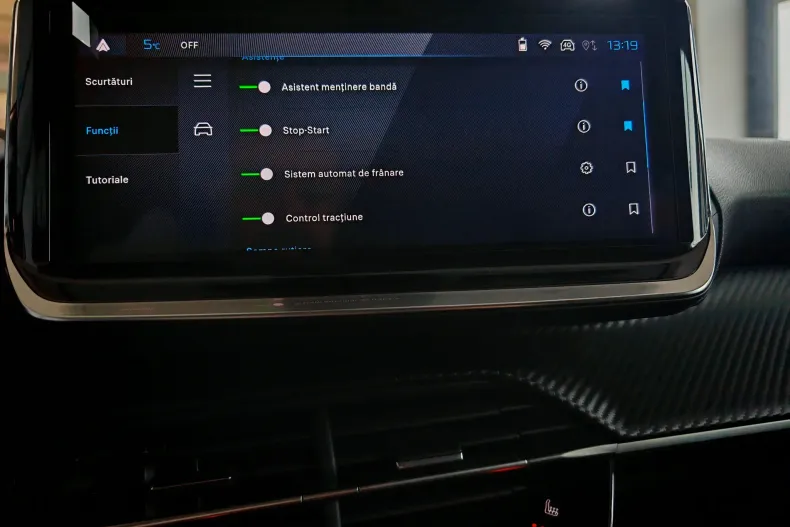 Peugeot 208 din 2024 cu 1.470 km - oferta PEU138369 - foto 30