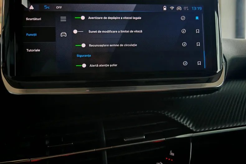 Peugeot 208 din 2024 cu 1.470 km - oferta PEU138369 - foto 31