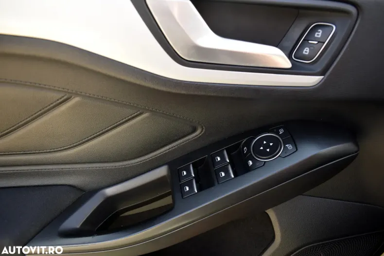 Ford Focus din 2020 cu 128.216 km - oferta FOR138374 - foto 12