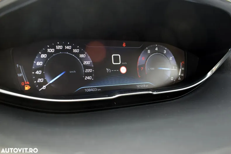 Peugeot 3008 din 2020 cu 108.403 km - oferta PEU138375 - foto 21