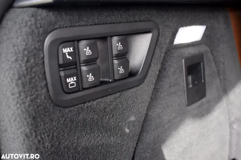 BMW X7 din 2023 cu 54.127 km - oferta BMW138376 - foto 10