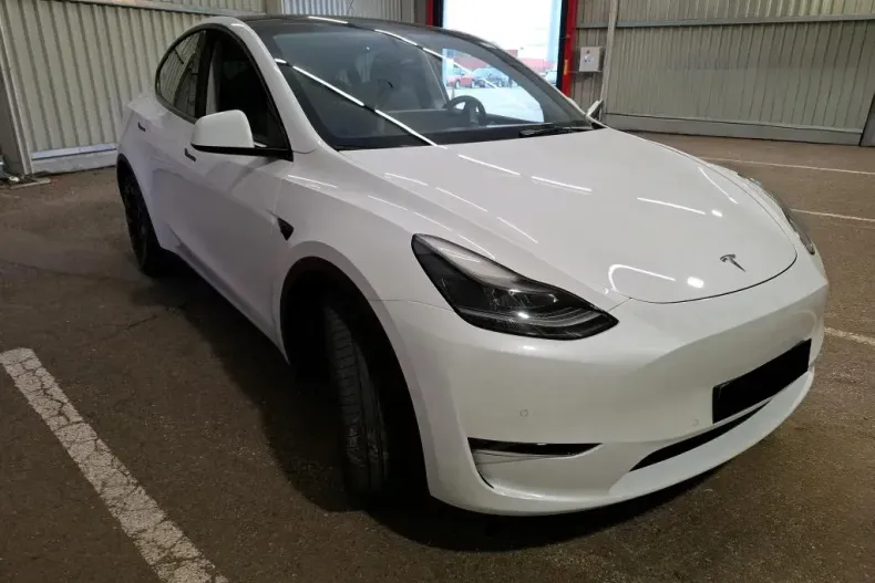 Tesla Model Y din 2022 cu 53.020 km - oferta TES138378 - foto 3