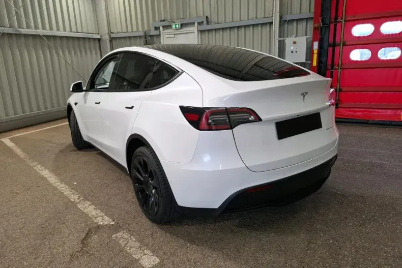 Tesla Model Y din 2022 cu 53.020 km - oferta TES138378 - foto 4