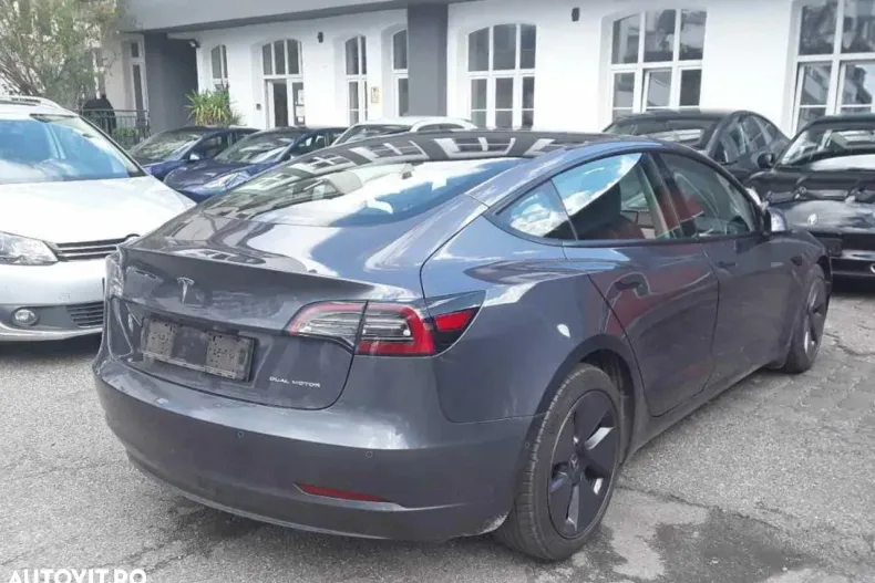 Tesla Model 3 din 2021 cu 58.752 km - oferta TES138381 - foto 6
