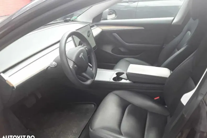 Tesla Model 3 din 2021 cu 58.752 km - oferta TES138381 - foto 7